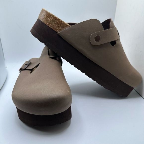 CUSHIONAIRE Women's Cork Footbed Platform Clog 8.5 WIDE BROWN - Picture 6 of 7